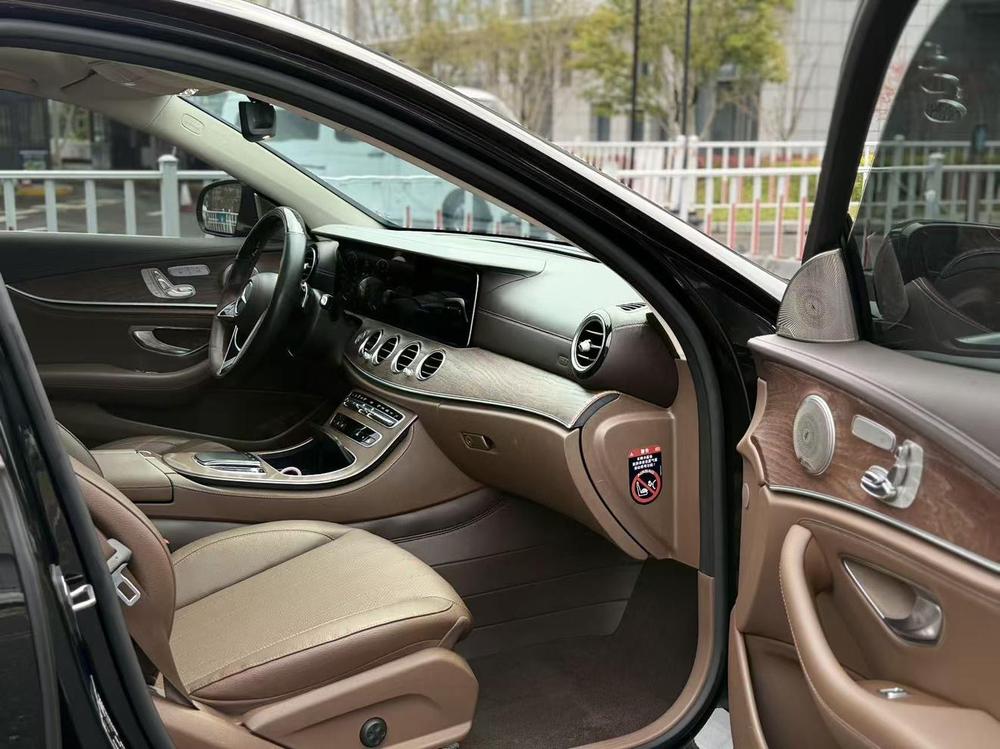 Mercedes-Benz Mercedes-Benz E-Class