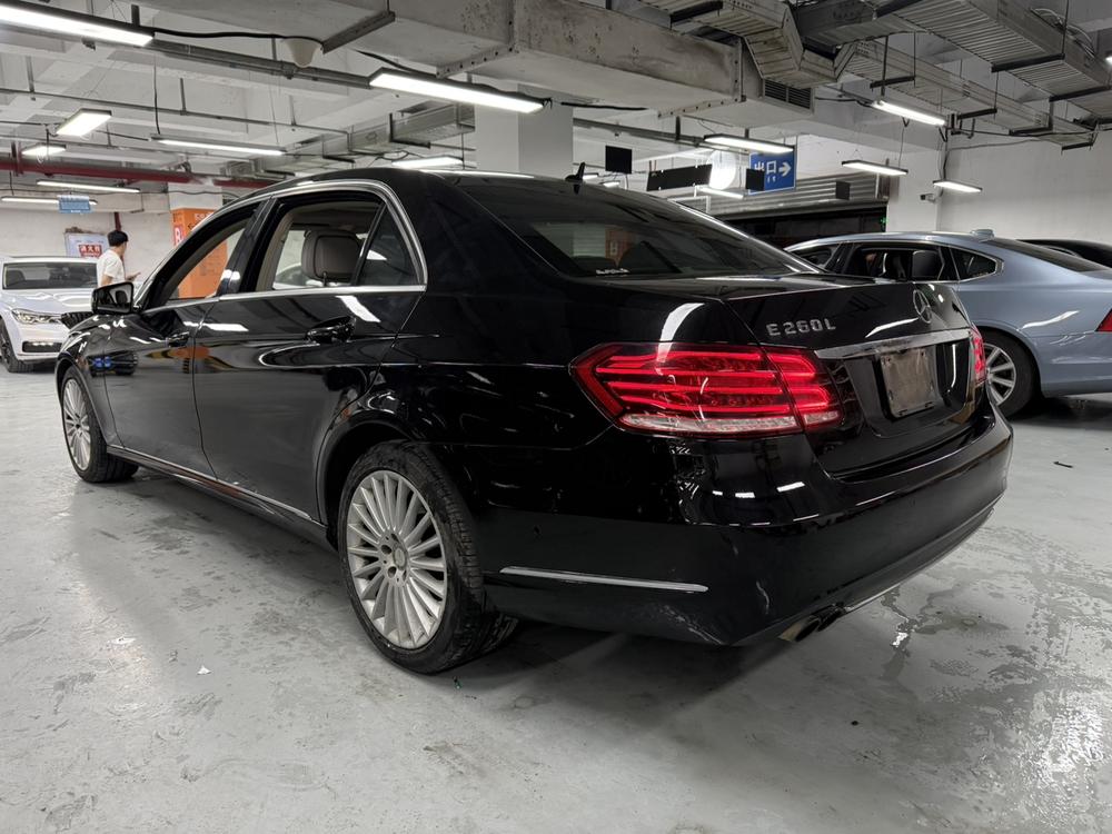 Mercedes-Benz Mercedes-Benz E-Class