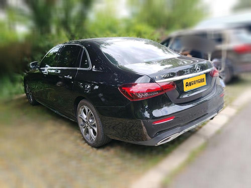 Mercedes-Benz Mercedes-Benz E-Class