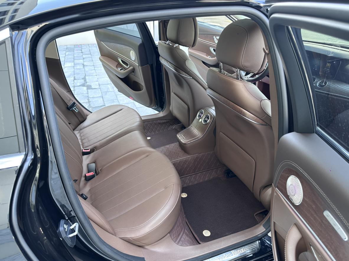 Mercedes-Benz Mercedes-Benz E-Class