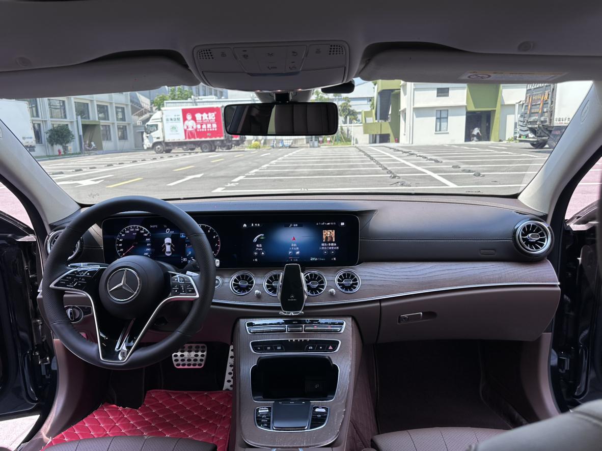 Mercedes-Benz Mercedes-Benz E-Class