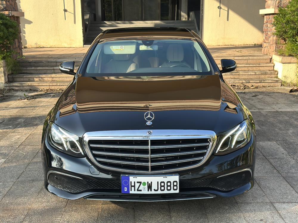 Mercedes-Benz Mercedes-Benz E-Class