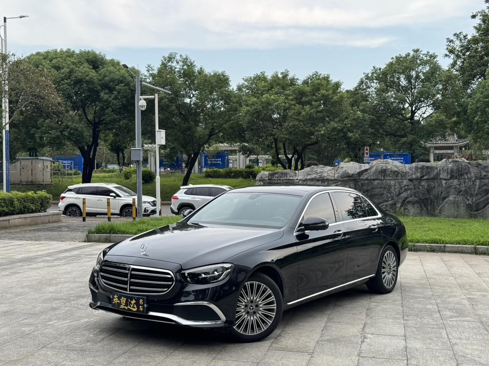 Mercedes-Benz Mercedes-Benz E-Class