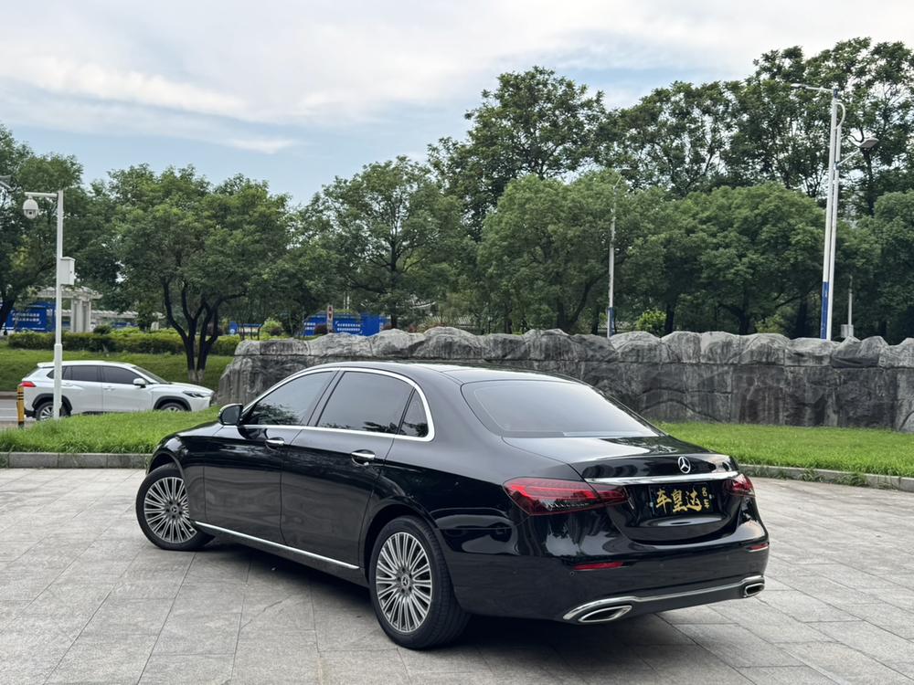 Mercedes-Benz Mercedes-Benz E-Class