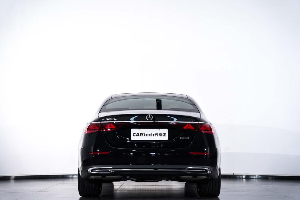 Mercedes-Benz Mercedes-Benz E-Class