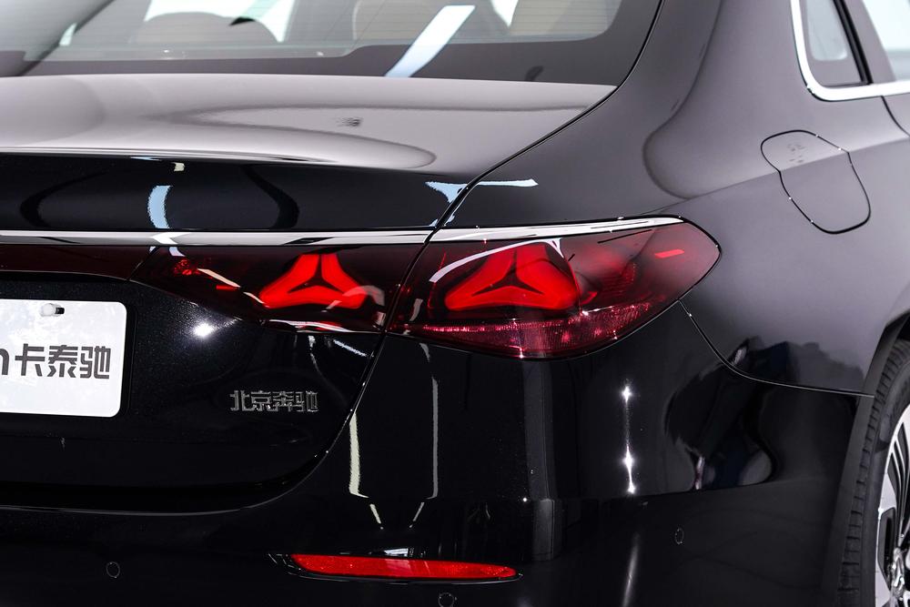 Mercedes-Benz Mercedes-Benz E-Class