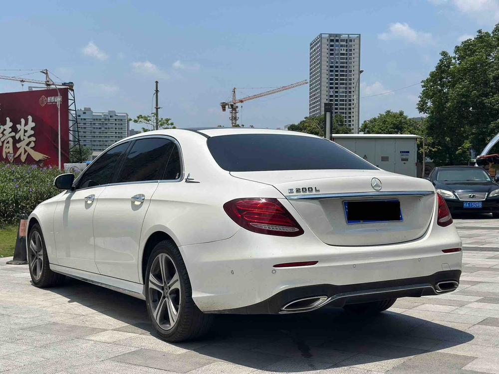 Mercedes-Benz Mercedes-Benz E-Class