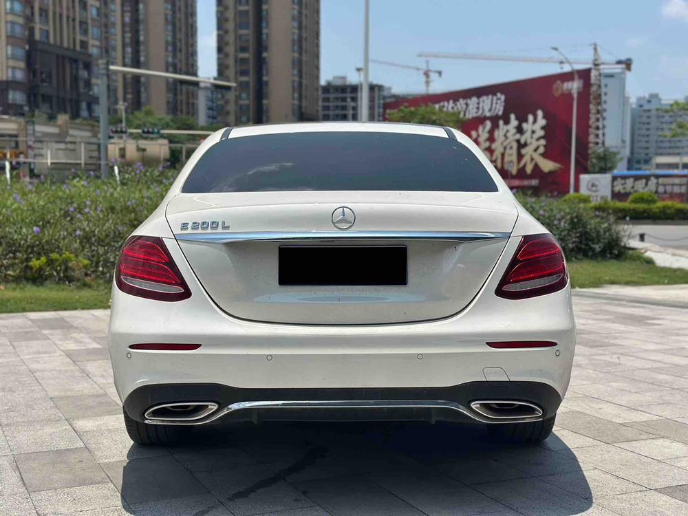 Mercedes-Benz Mercedes-Benz E-Class