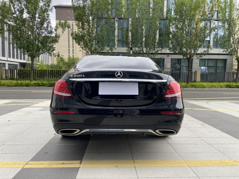 Mercedes-Benz Mercedes-Benz E-Class
