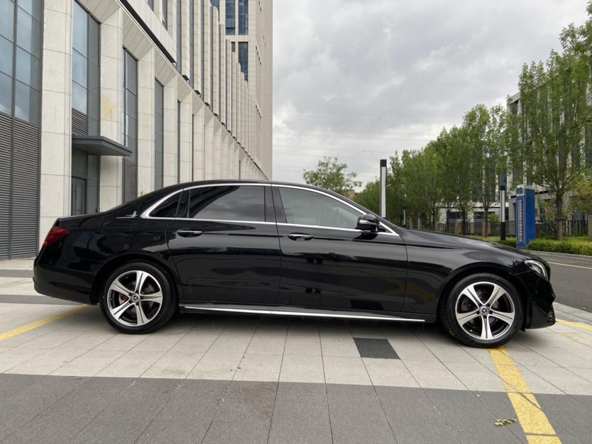 Mercedes-Benz Mercedes-Benz E-Class