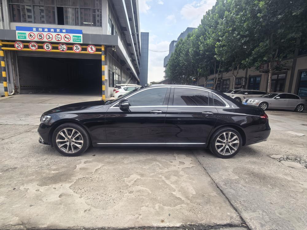 Mercedes-Benz Mercedes-Benz E-Class