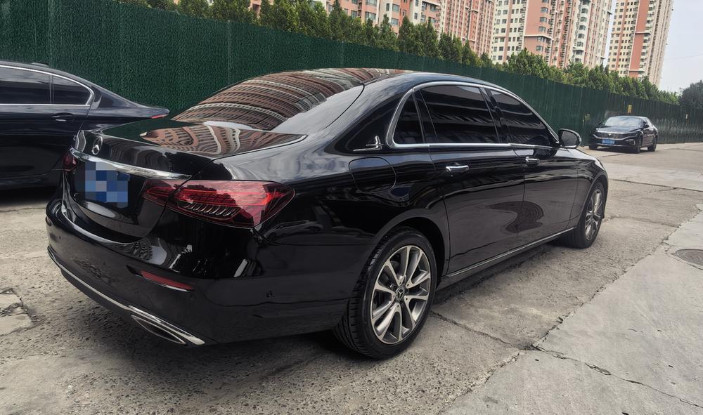 Mercedes-Benz Mercedes-Benz E-Class
