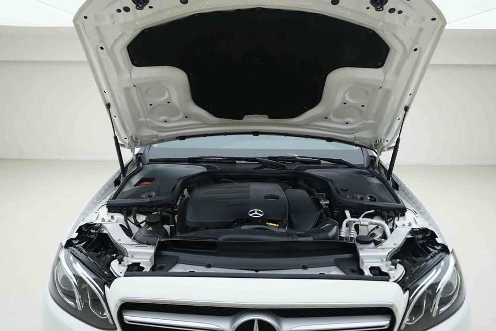 Mercedes-Benz Mercedes-Benz E-Class