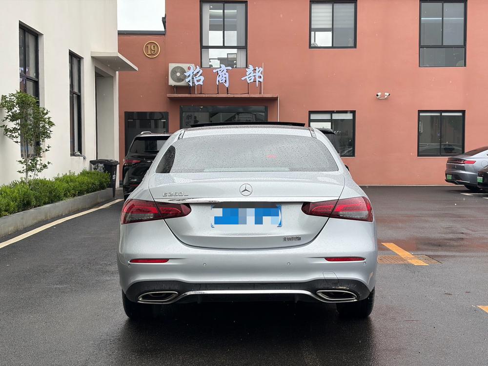 Mercedes-Benz Mercedes-Benz E-Class