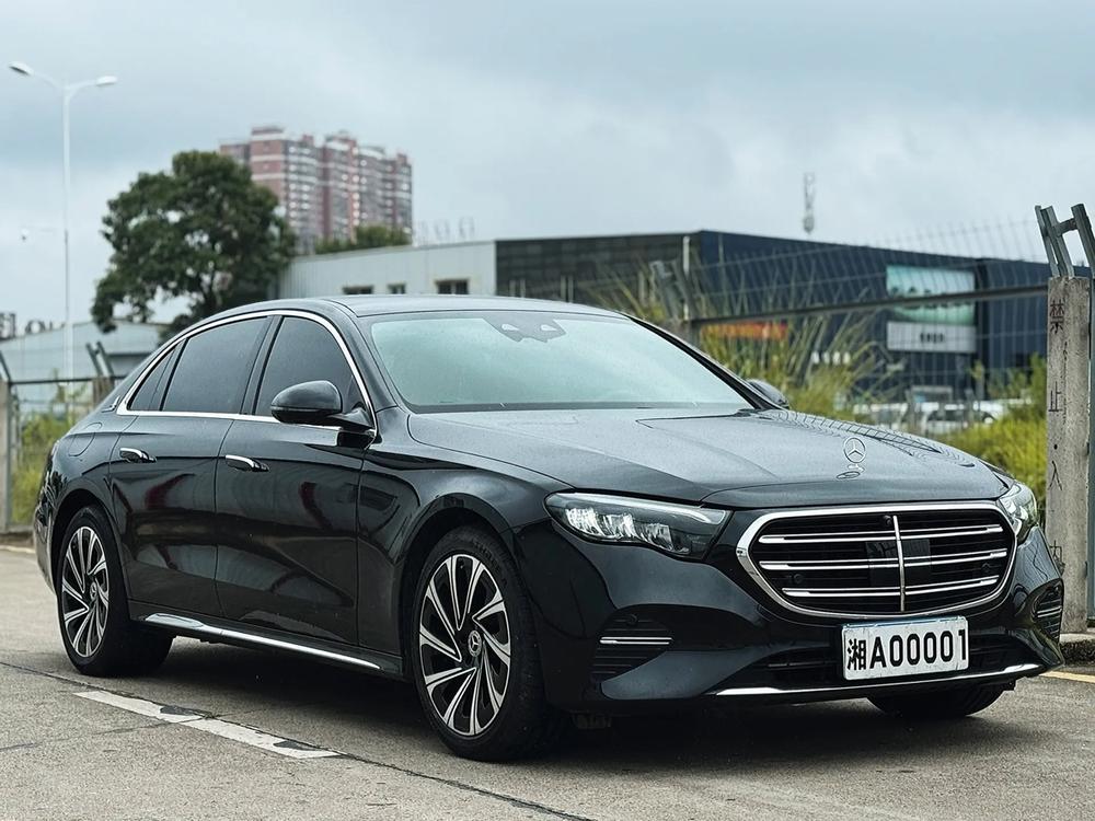 Mercedes-Benz Mercedes-Benz E-Class