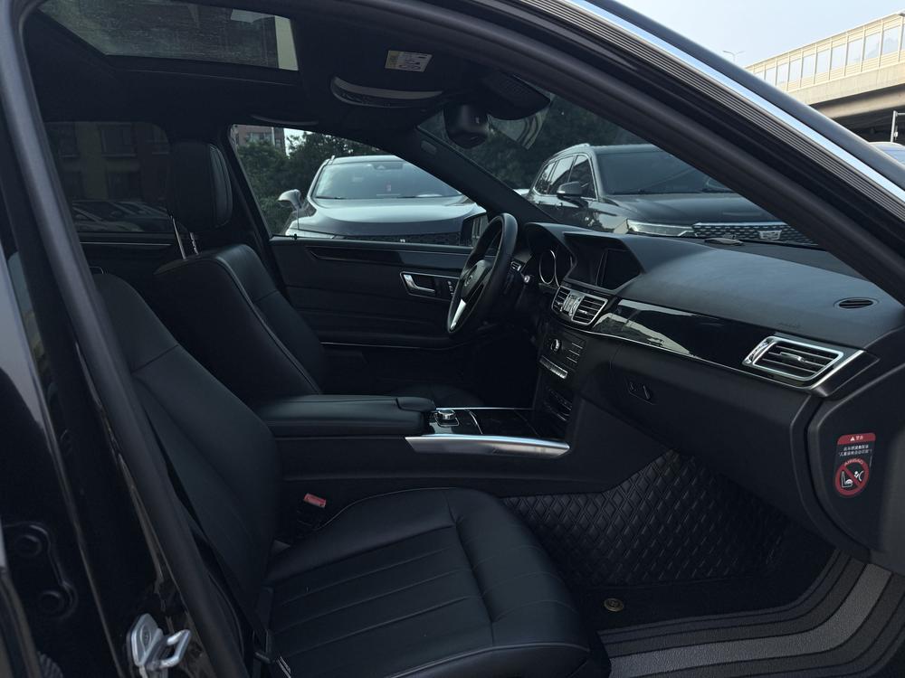 Mercedes-Benz Mercedes-Benz E-Class