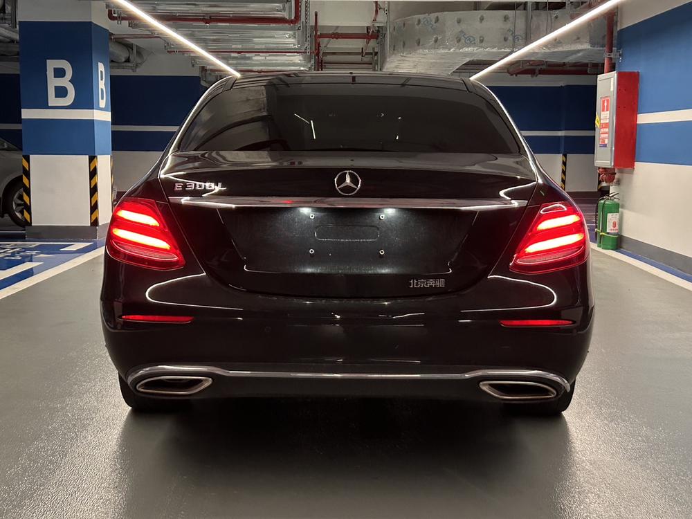Mercedes-Benz Mercedes-Benz E-Class