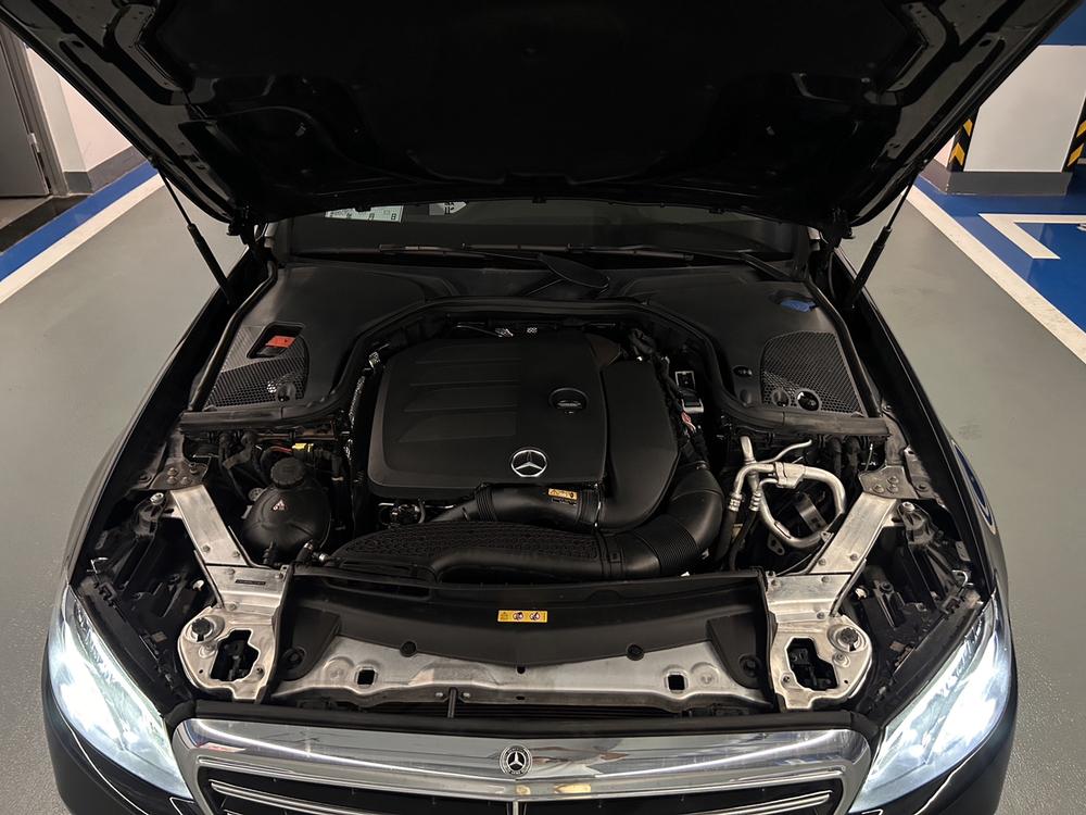 Mercedes-Benz Mercedes-Benz E-Class