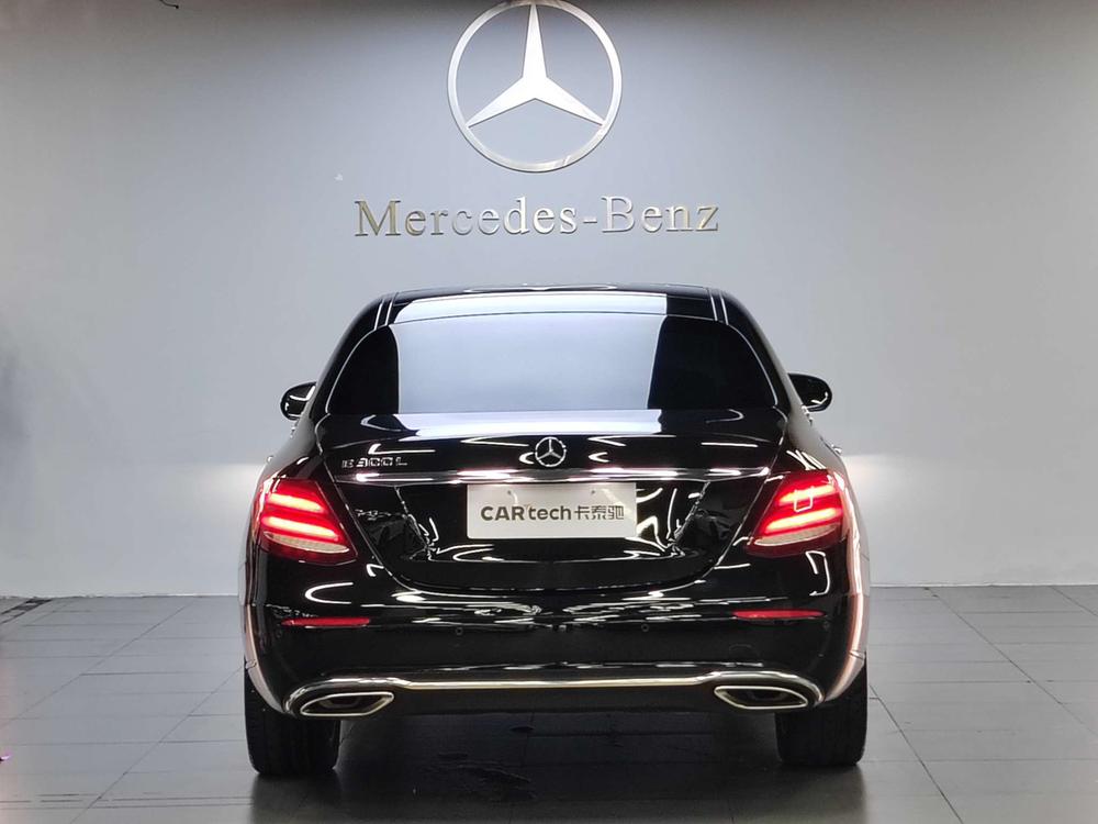 Mercedes-Benz Mercedes-Benz E-Class