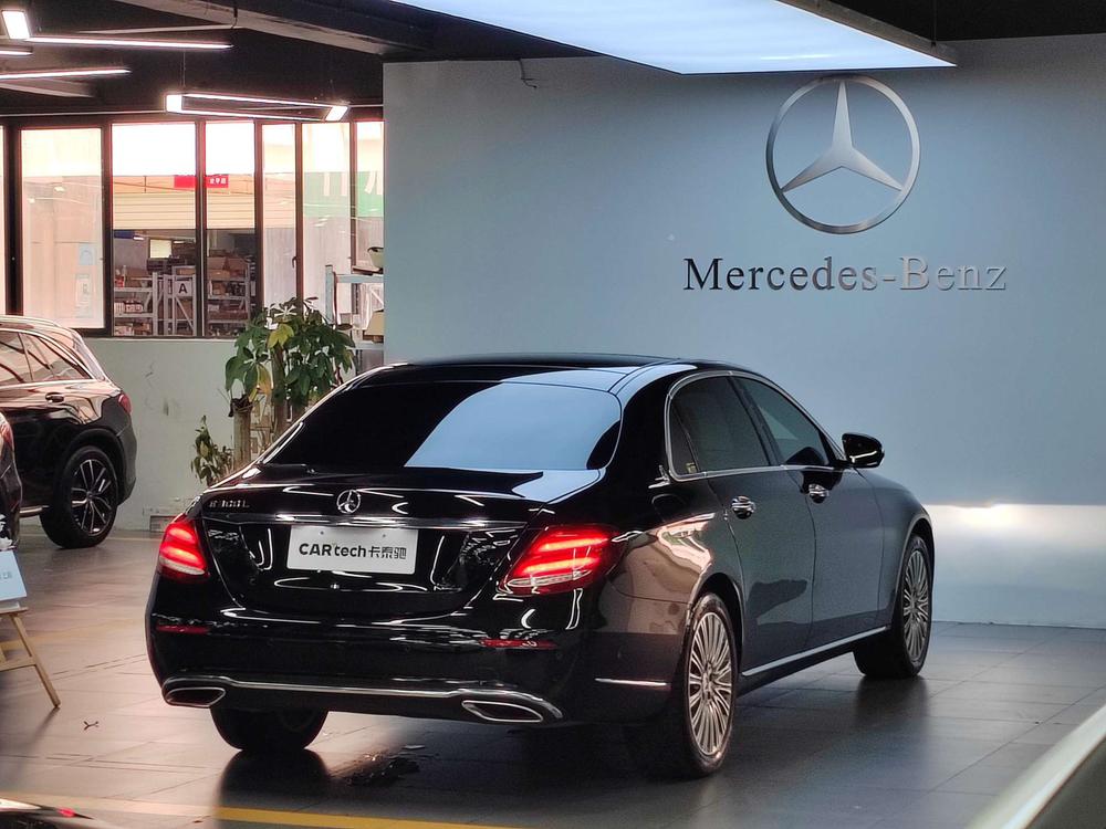 Mercedes-Benz Mercedes-Benz E-Class