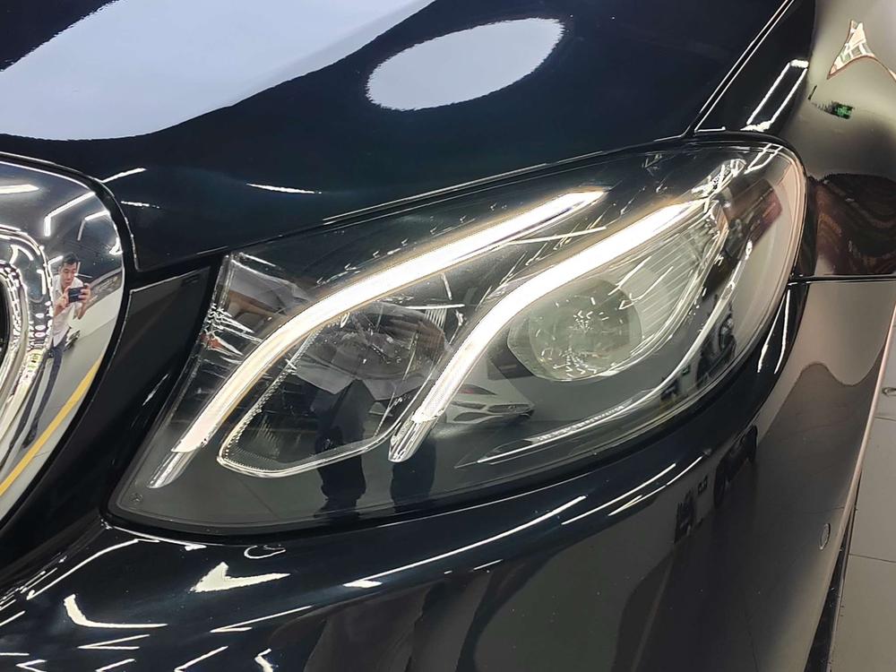 Mercedes-Benz Mercedes-Benz E-Class
