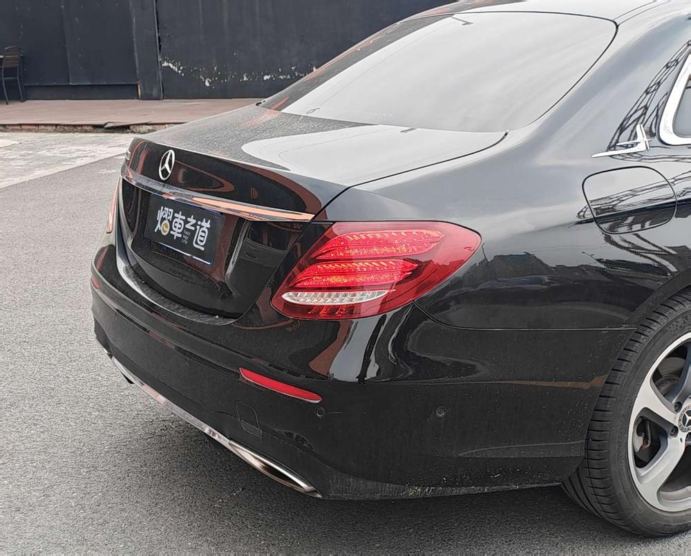 Mercedes-Benz Mercedes-Benz E-Class
