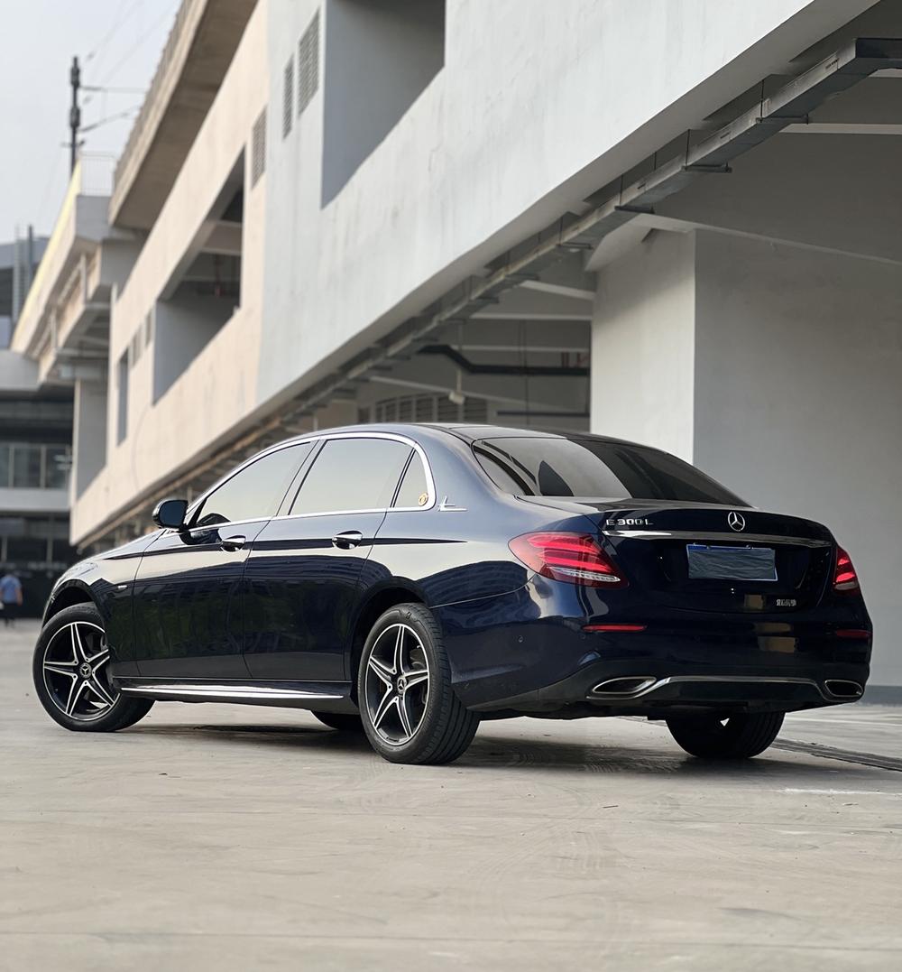 Mercedes-Benz Mercedes-Benz E-Class