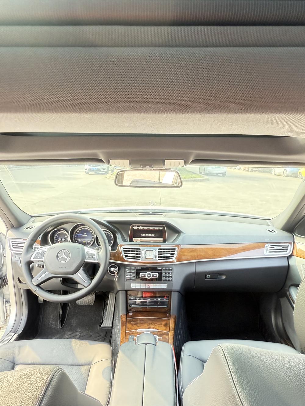 Mercedes-Benz Mercedes-Benz E-Class