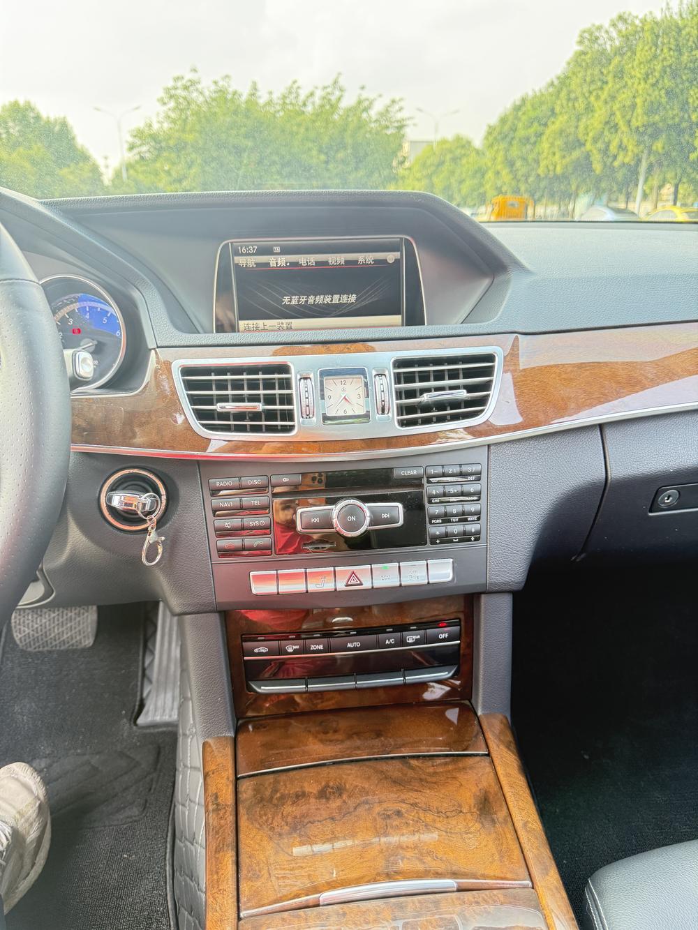 Mercedes-Benz Mercedes-Benz E-Class