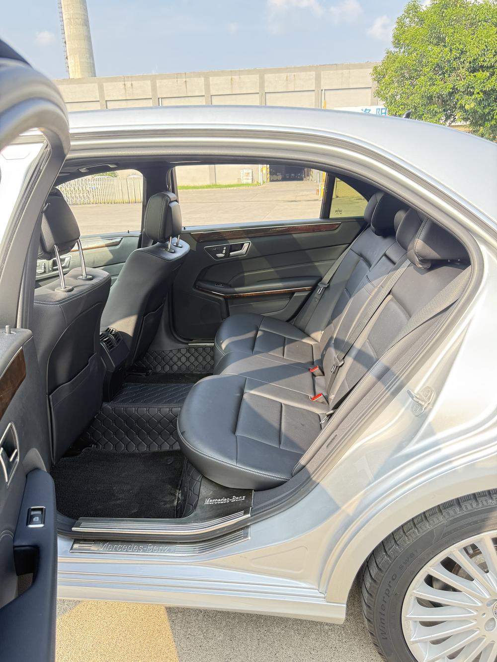 Mercedes-Benz Mercedes-Benz E-Class