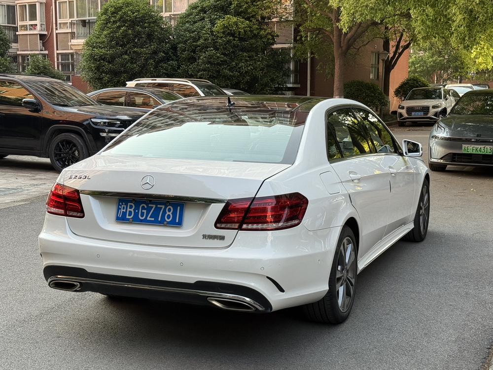 Mercedes-Benz Mercedes-Benz E-Class