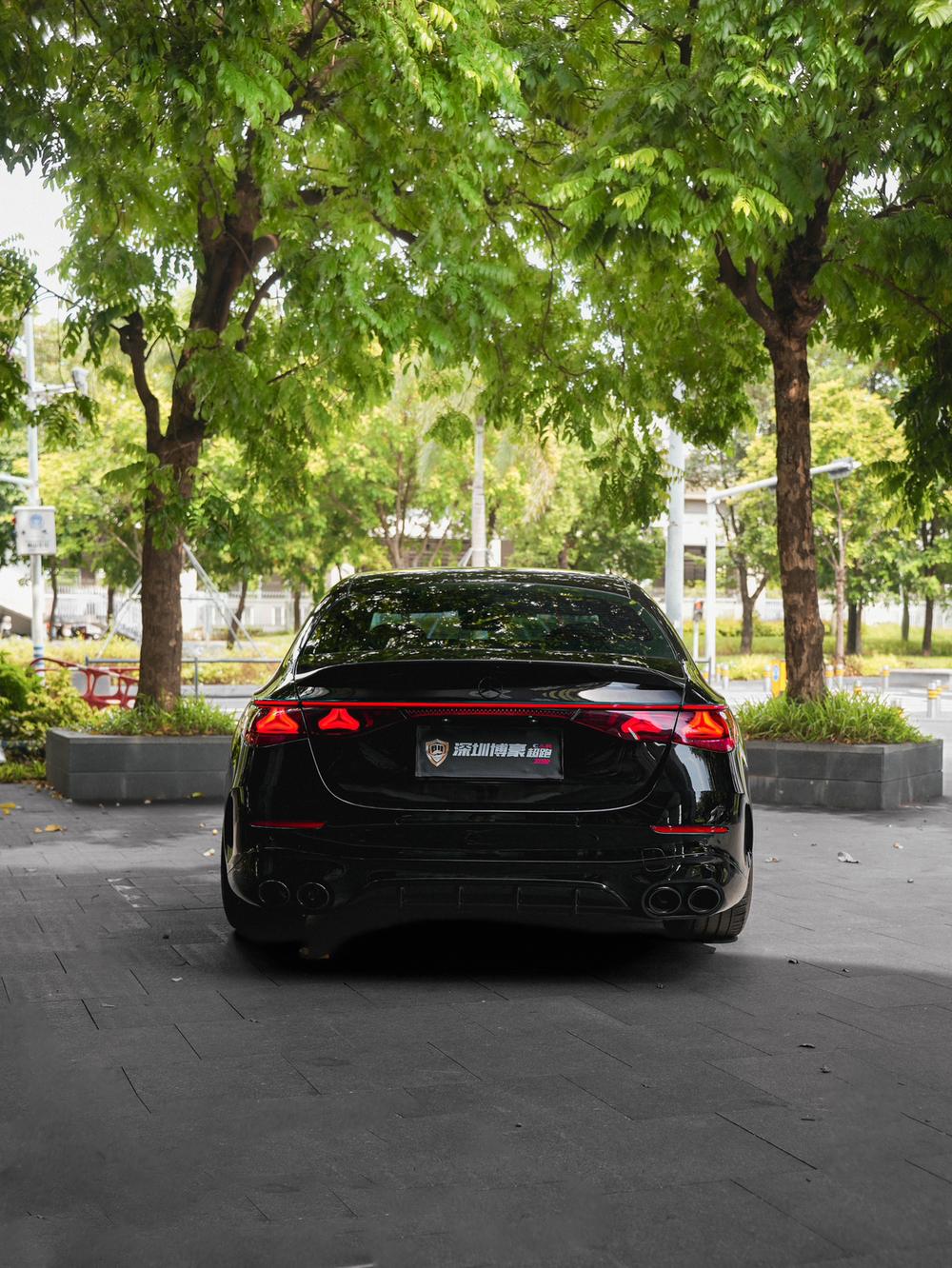 Mercedes-Benz Mercedes-Benz E-Class