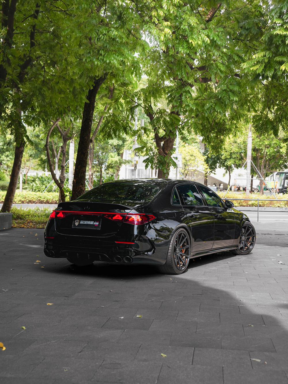 Mercedes-Benz Mercedes-Benz E-Class