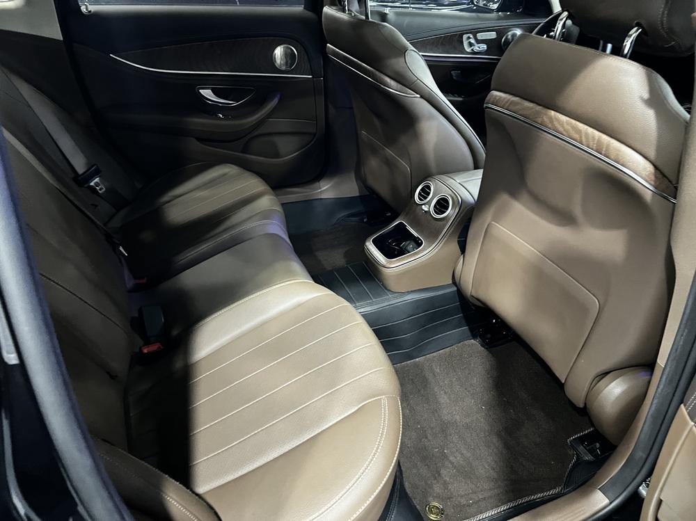 Mercedes-Benz Mercedes-Benz E-Class