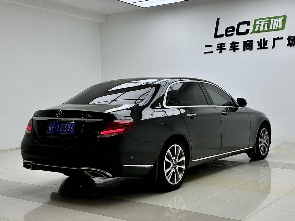 Mercedes-Benz Mercedes-Benz E-Class