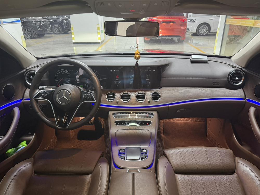Mercedes-Benz Mercedes-Benz E-Class