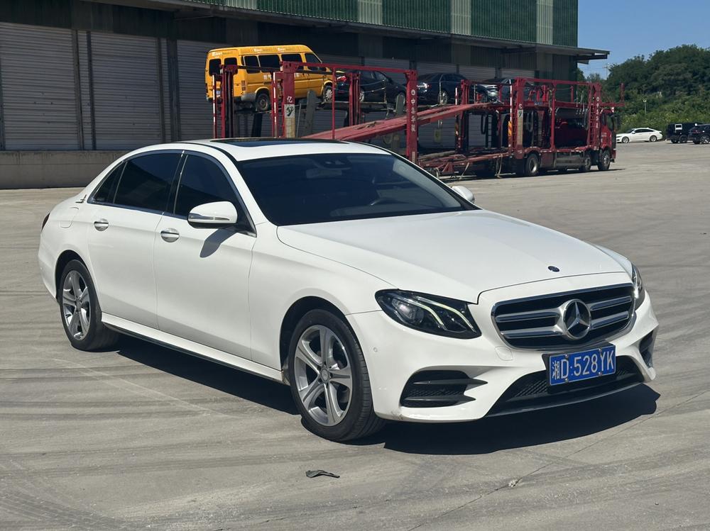 Mercedes-Benz Mercedes-Benz E-Class
