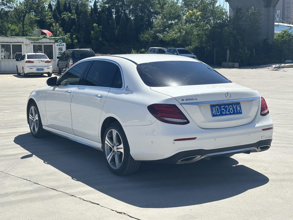 Mercedes-Benz Mercedes-Benz E-Class