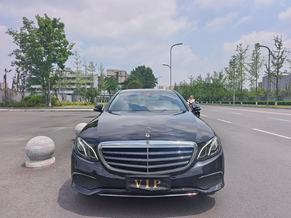 Mercedes-Benz Mercedes-Benz E-Class