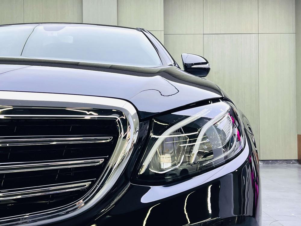 Mercedes-Benz Mercedes-Benz E-Class