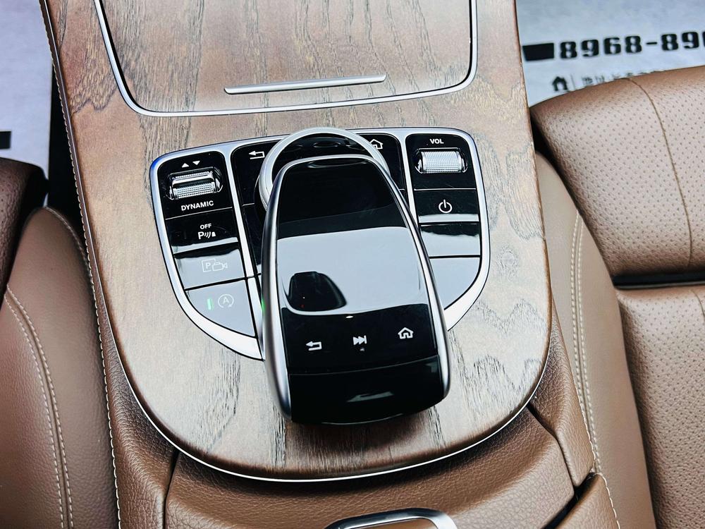 Mercedes-Benz Mercedes-Benz E-Class