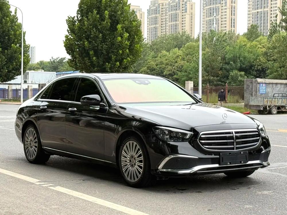 Mercedes-Benz Mercedes-Benz E-Class