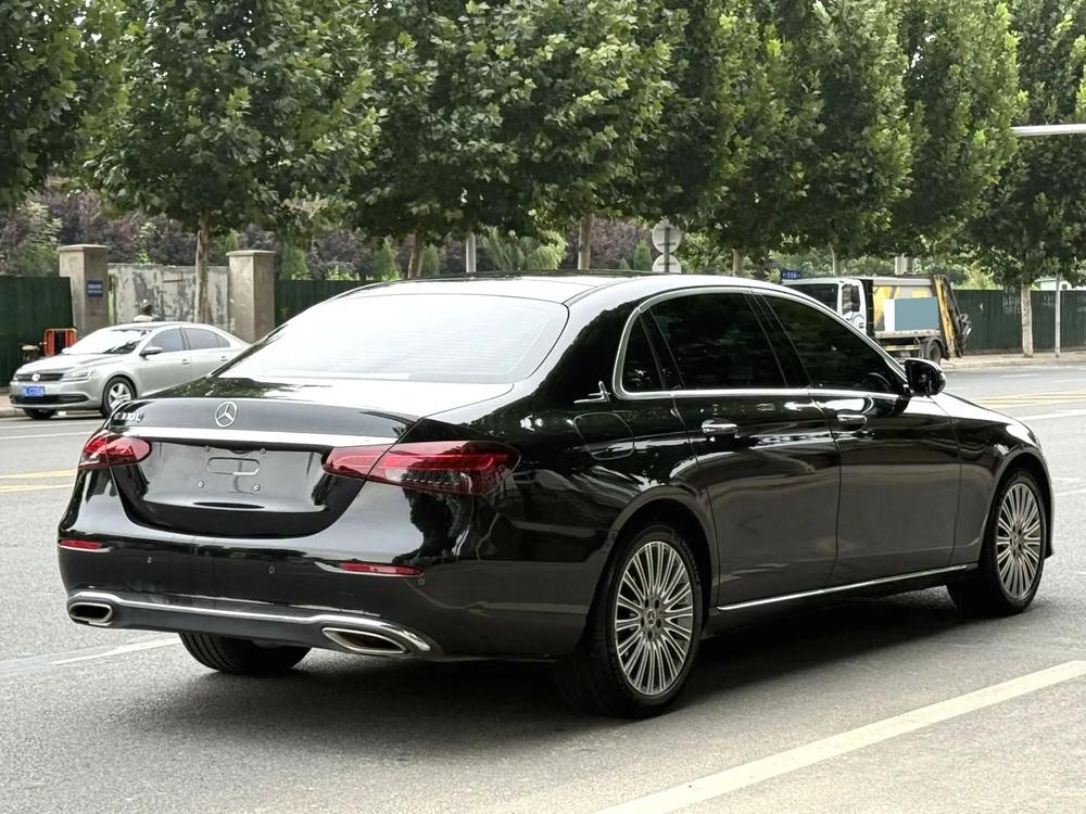 Mercedes-Benz Mercedes-Benz E-Class