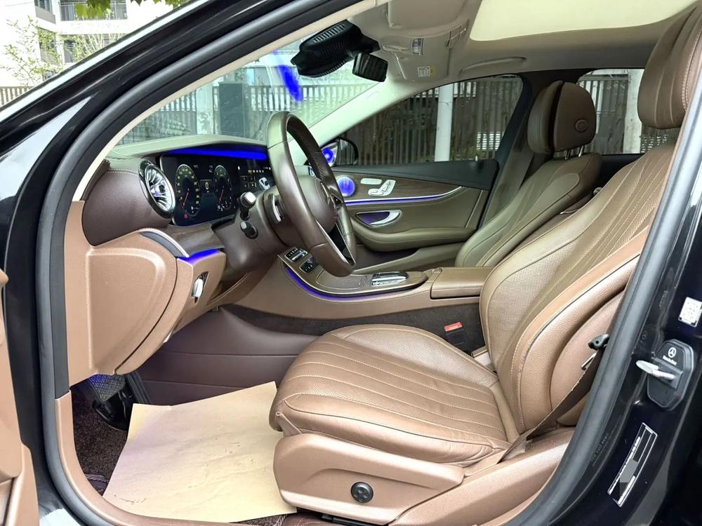 Mercedes-Benz Mercedes-Benz E-Class
