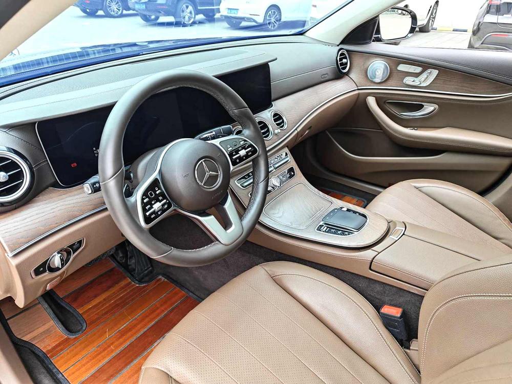 Mercedes-Benz Mercedes-Benz E-Class