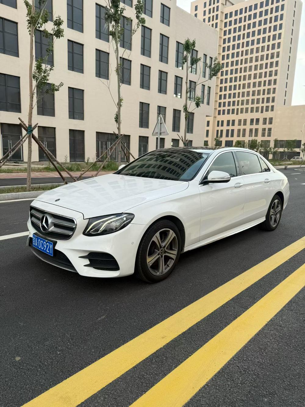 Mercedes-Benz Mercedes-Benz E-Class
