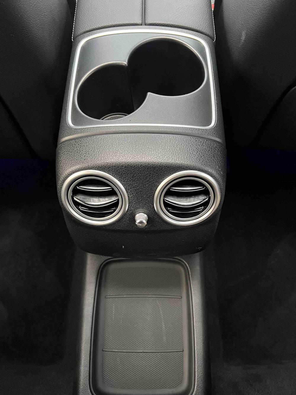 Mercedes-Benz Mercedes-Benz E-Class