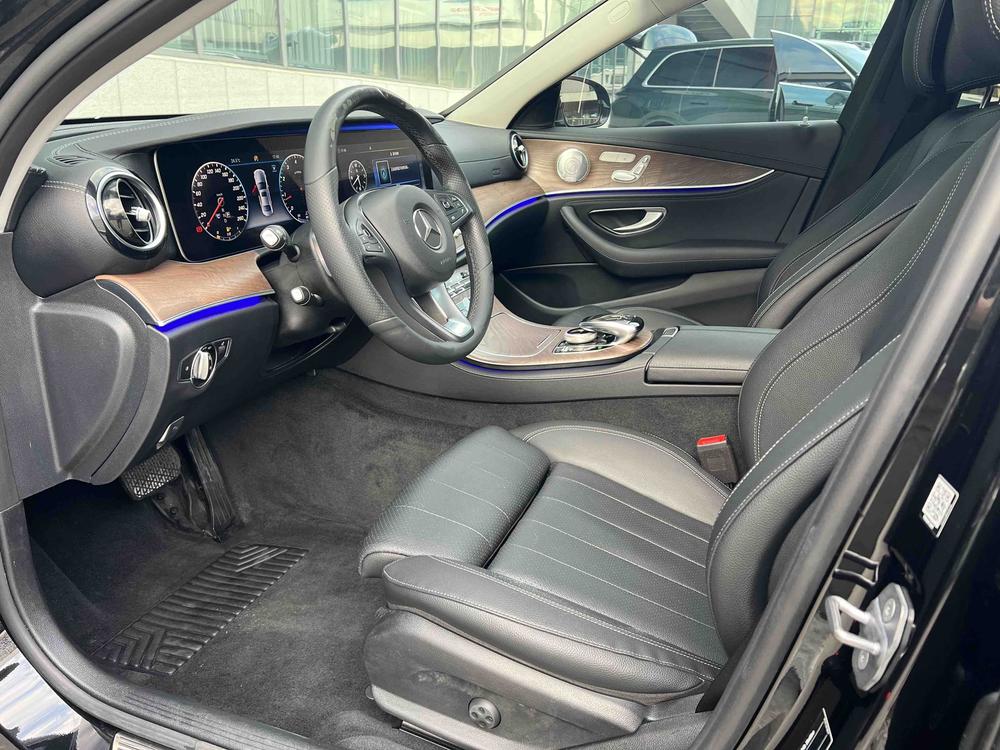 Mercedes-Benz Mercedes-Benz E-Class
