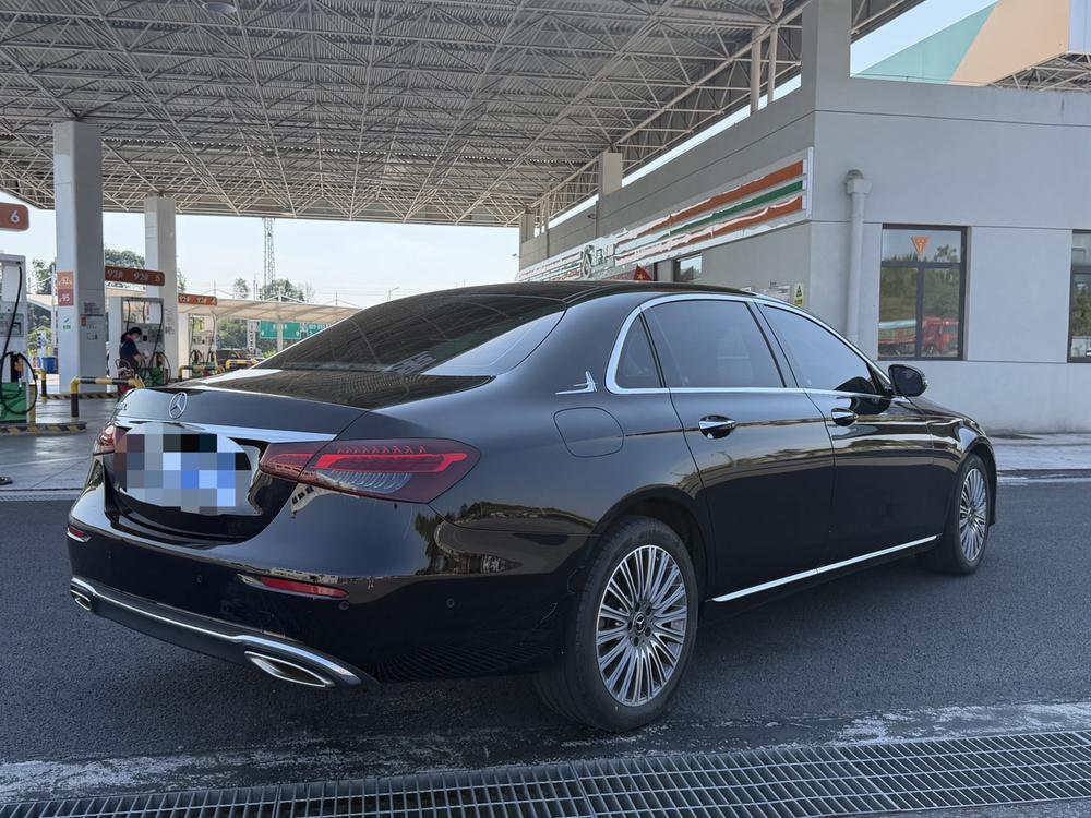 Mercedes-Benz Mercedes-Benz E-Class