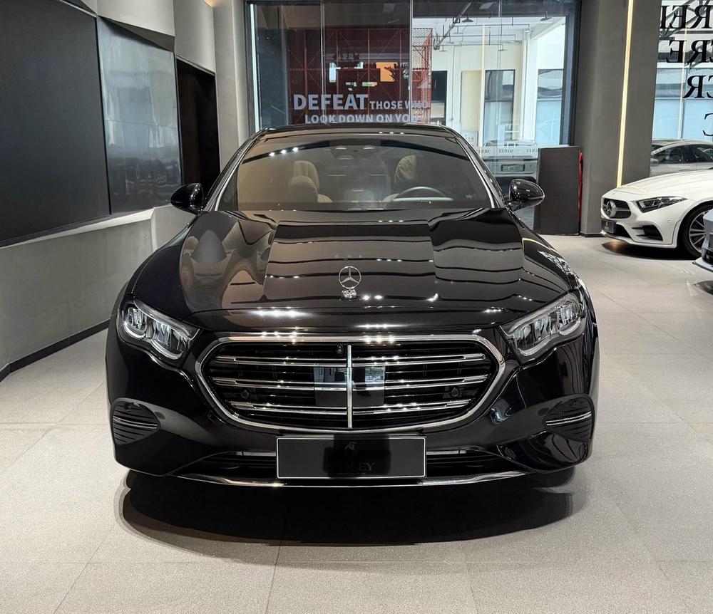 Mercedes-Benz Mercedes-Benz E-Class